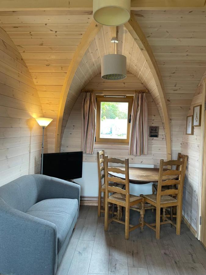 Hotel Rabbit Glamping Pod School House Farm Leighton  Exterior foto