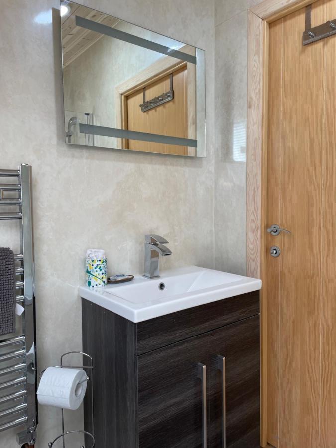 Hotel Rabbit Glamping Pod School House Farm Leighton  Exterior foto