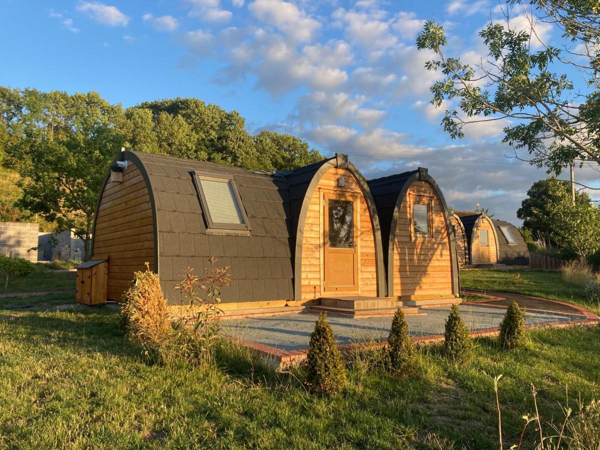 Hotel Rabbit Glamping Pod School House Farm Leighton  Exterior foto