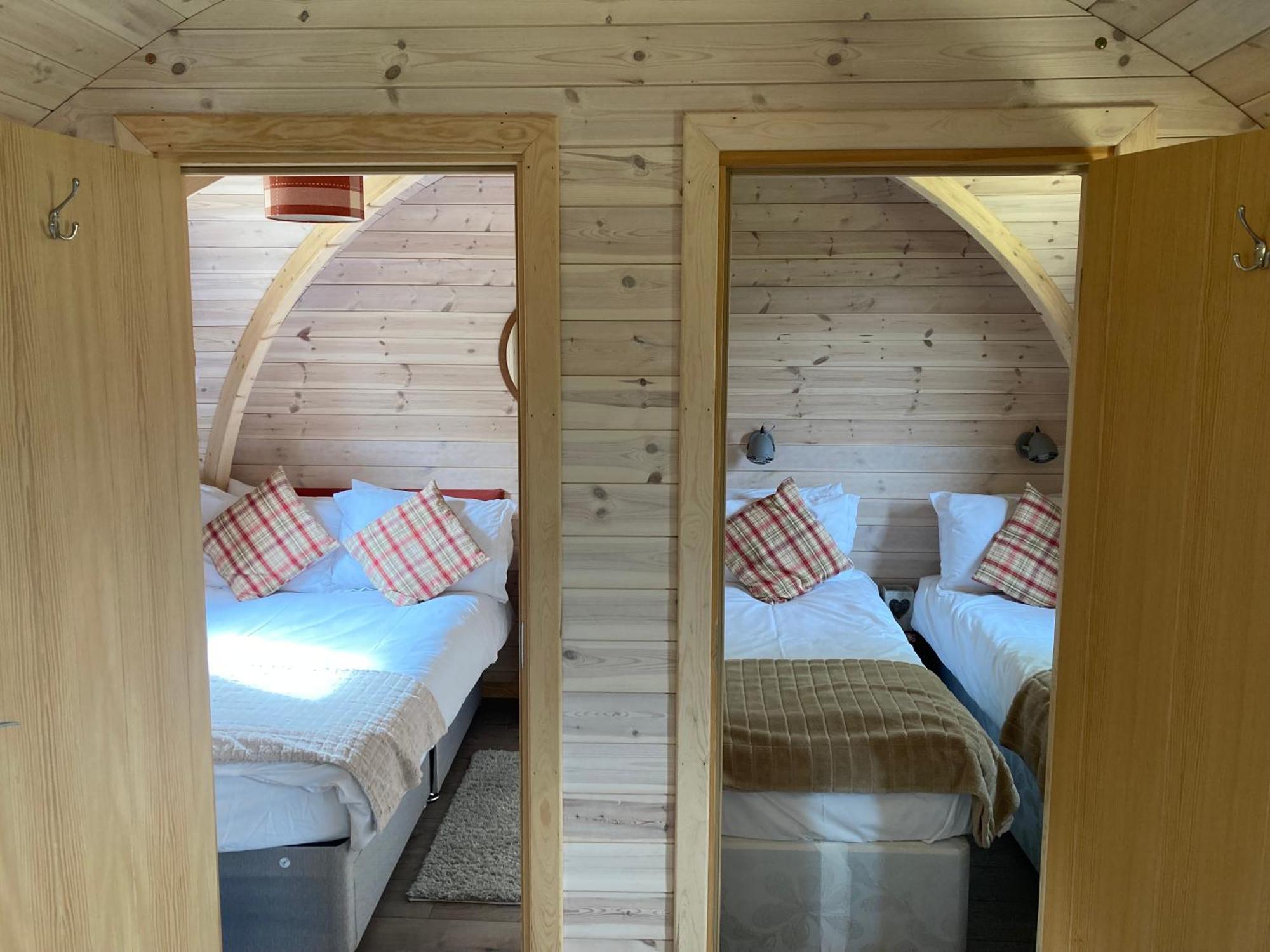 Hotel Rabbit Glamping Pod School House Farm Leighton  Exterior foto